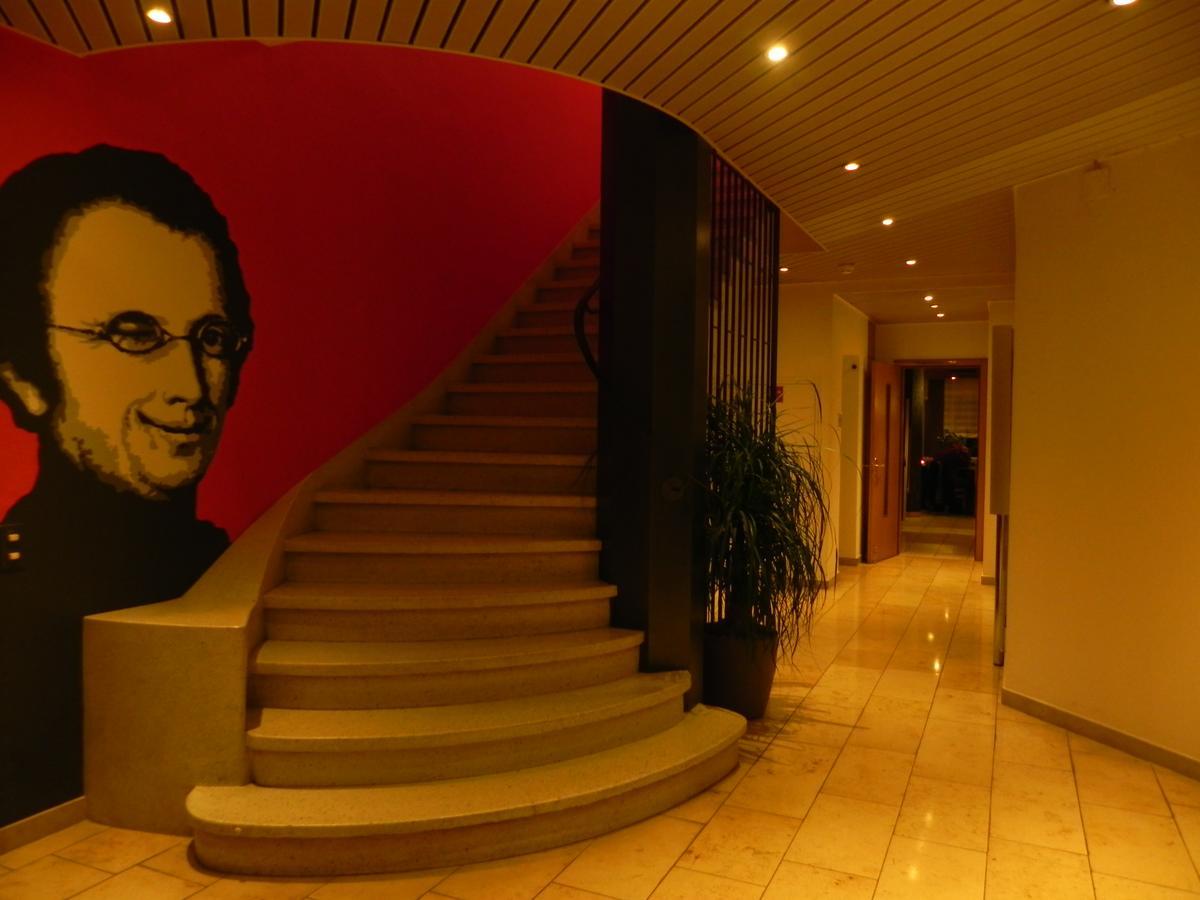 Zys Hotel Wettingen Bagian luar foto